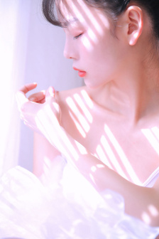 勾魂艳降在线观看